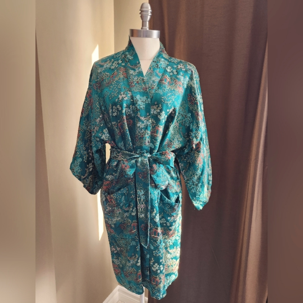 Traditional Asian Short Kimono